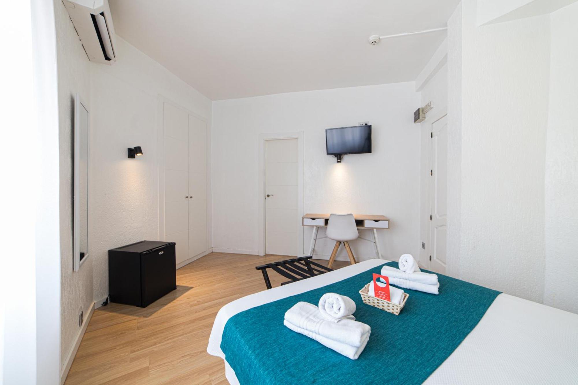 Hotel Goya Crevillente Buitenkant foto
